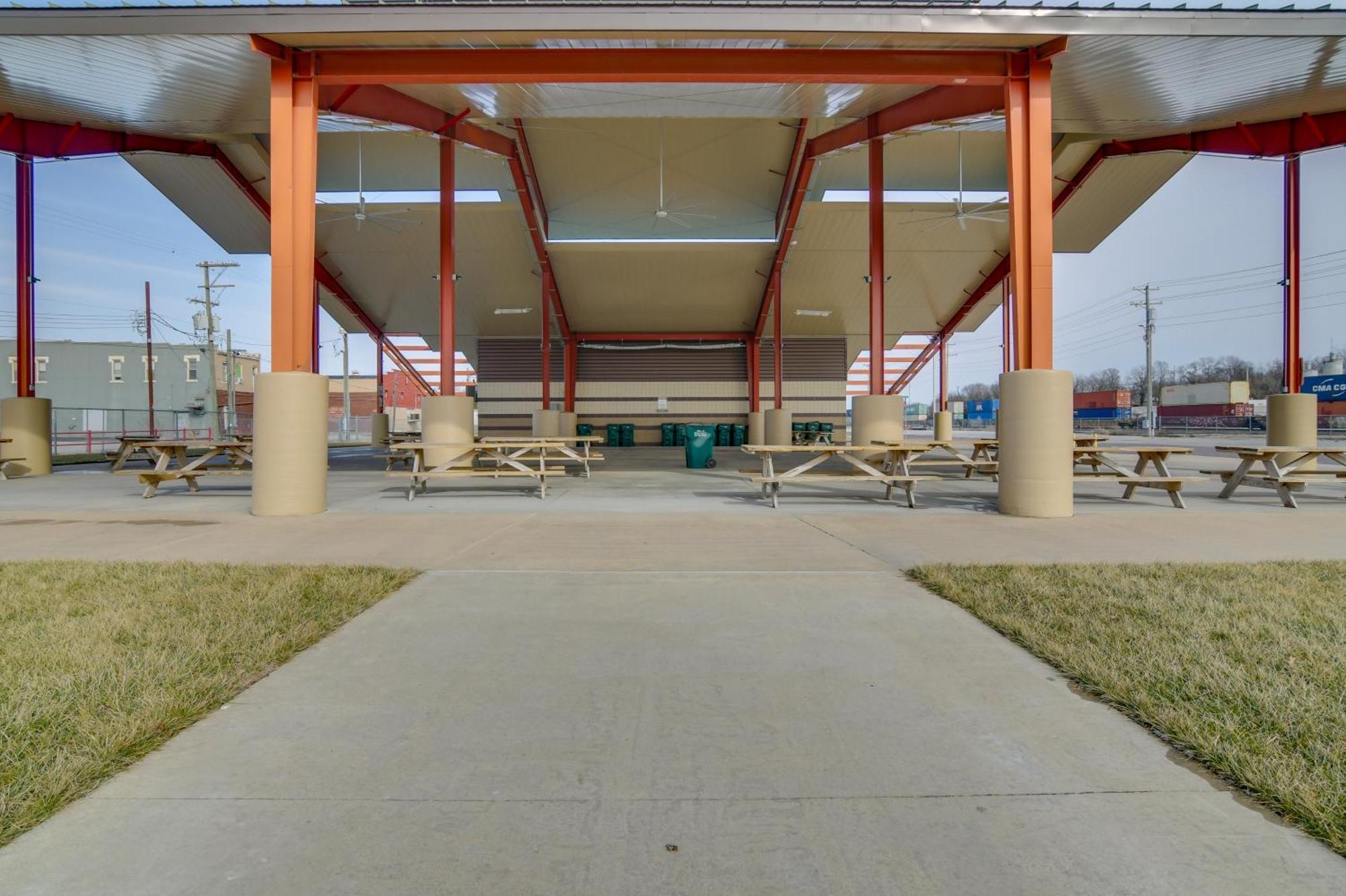 Dtwn Loft In The Heart Of Monett Pets Welcome! Exterior foto